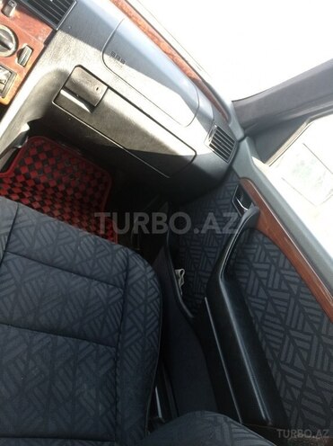 Mercedes C 220 1994, 110,000 km - 2.2 l - Siyəzən