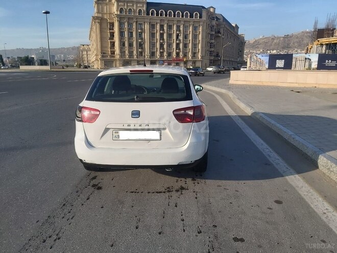 SEAT Ibiza 2014, 321,869 km - 1.6 l - Bakı