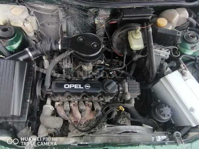 Opel Astra 1997, 111,394 km - 1.6 l - Sumqayıt