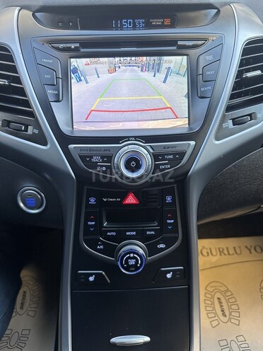 Hyundai Elantra 2015, 132,162 km - 1.8 л - Bakı
