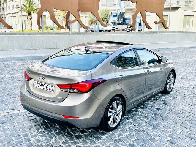 Hyundai Elantra 2015, 132,162 km - 1.8 л - Bakı