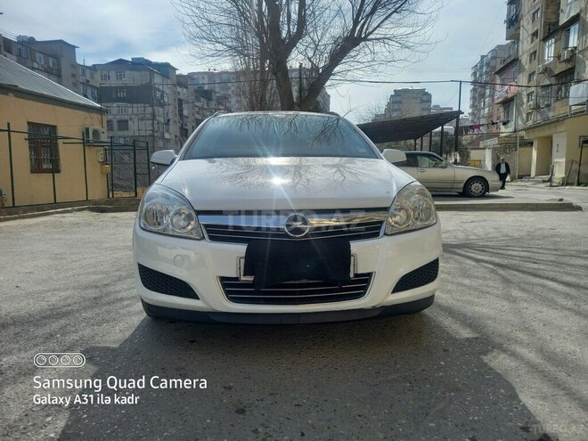 Opel Astra 2009, 255,000 km - 1.4 l - Bakı
