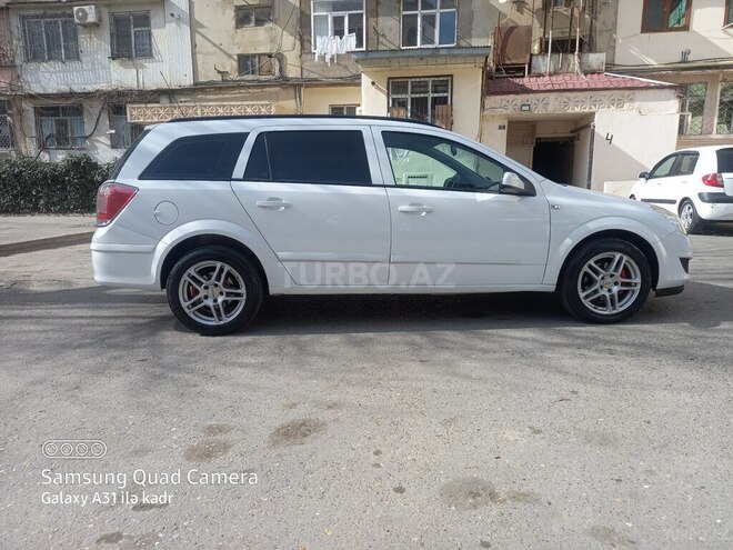 Opel Astra 2009, 255,000 km - 1.4 l - Bakı