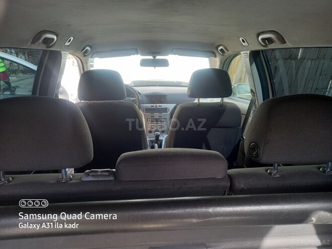Opel Astra 2009, 255,000 km - 1.4 l - Bakı