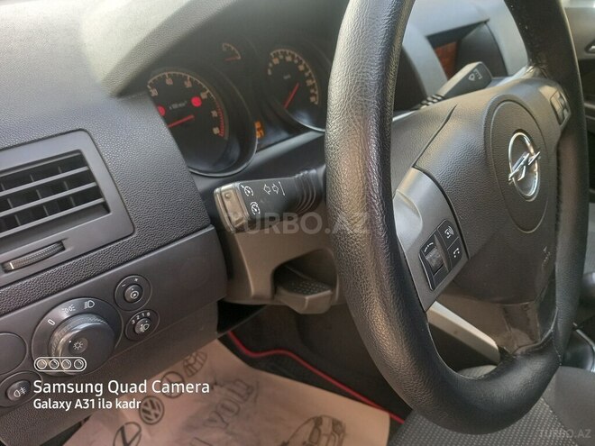 Opel Astra 2009, 255,000 km - 1.4 l - Bakı