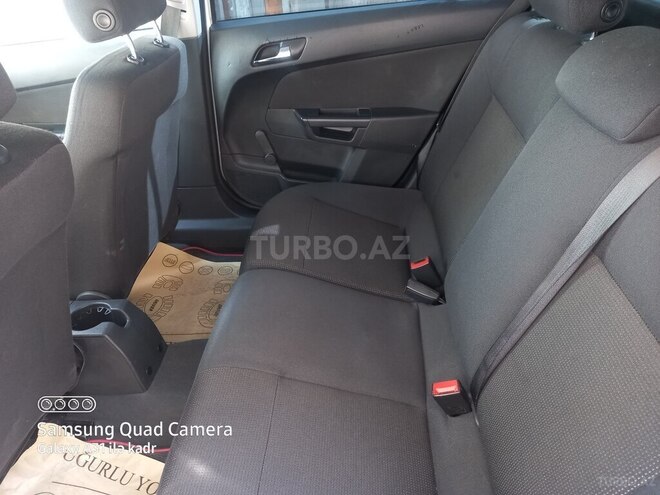 Opel Astra 2009, 255,000 km - 1.4 l - Bakı