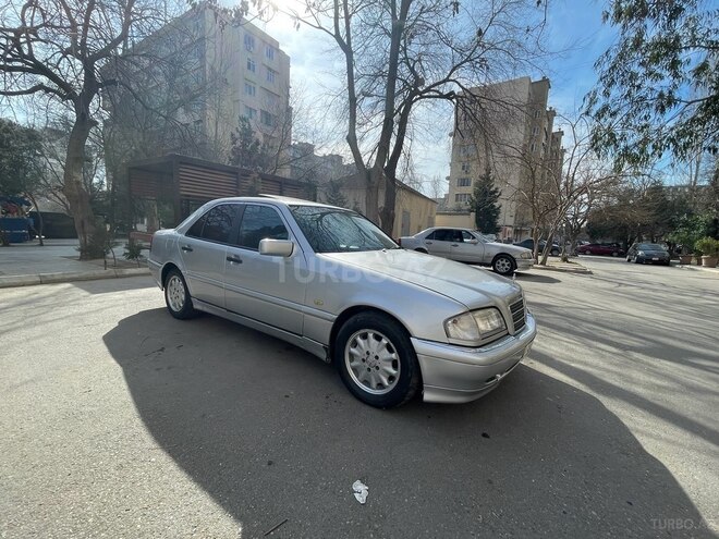 Mercedes C 180 1998, 368,479 km - 1.8 l - Bakı