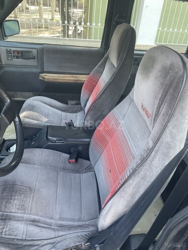 Chevrolet  1991, 350,000 km - 2.9 l - Şəki