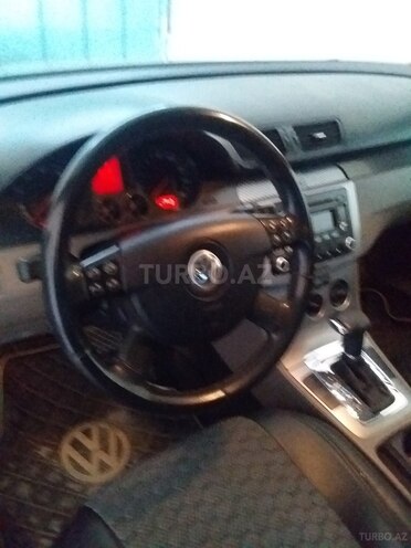 Volkswagen Passat 2006, 290,000 km - 2.0 l - Gəncə