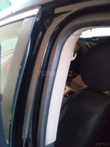 Volkswagen Passat 2006, 290,000 km - 2.0 l - Gəncə