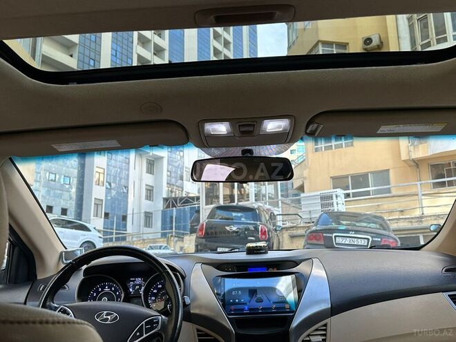 Hyundai Elantra 2011, 228,527 km - 1.8 l - Bakı
