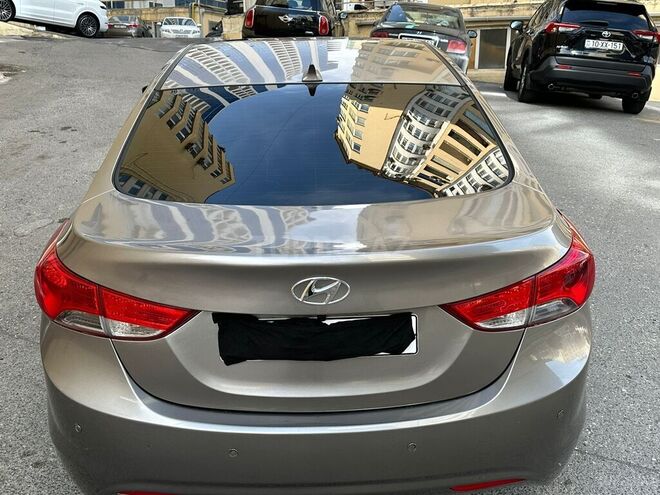 Hyundai Elantra 2011, 228,527 km - 1.8 l - Bakı
