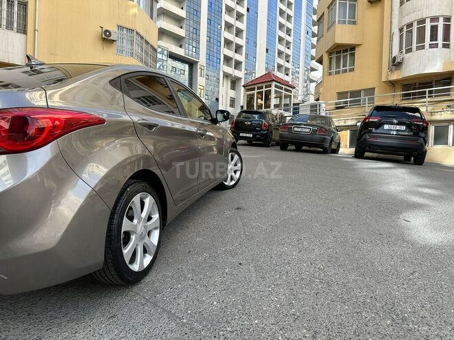 Hyundai Elantra 2011, 228,527 km - 1.8 l - Bakı