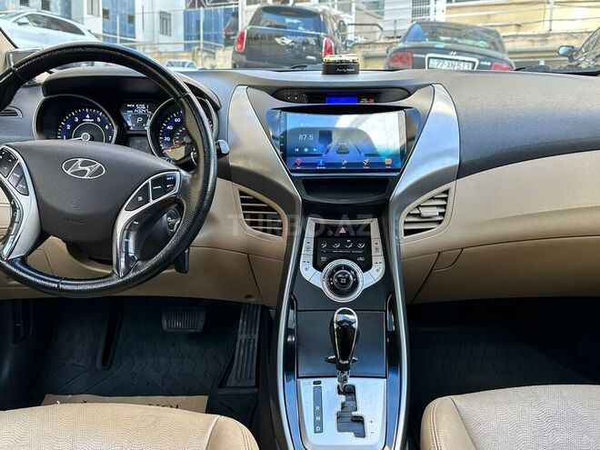 Hyundai Elantra 2011, 228,527 km - 1.8 l - Bakı