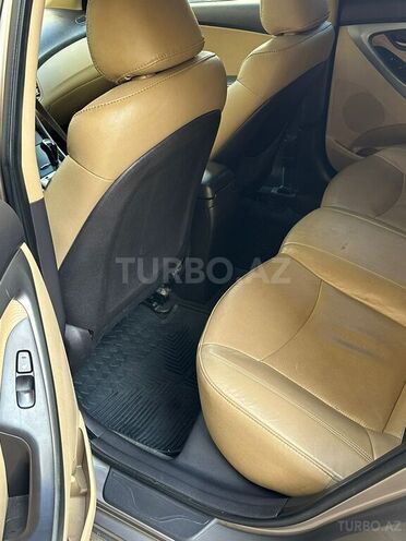 Hyundai Elantra 2011, 228,527 km - 1.8 l - Bakı