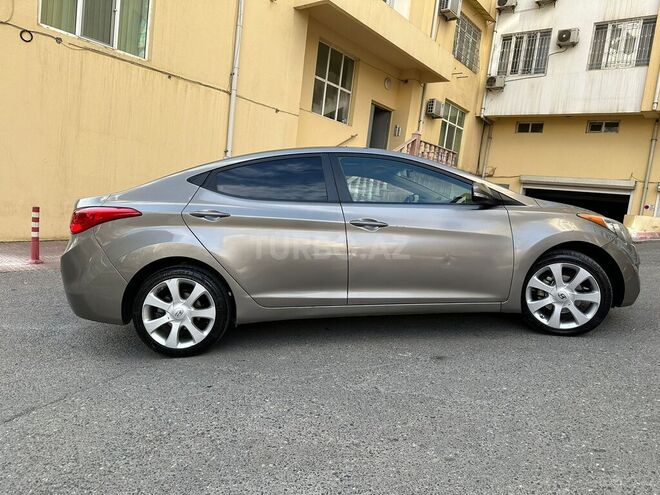 Hyundai Elantra 2011, 228,527 km - 1.8 l - Bakı