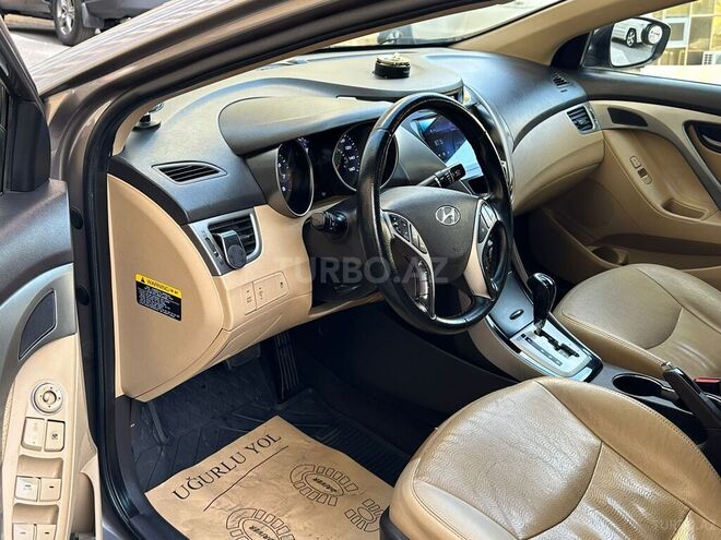 Hyundai Elantra 2011, 228,527 km - 1.8 l - Bakı