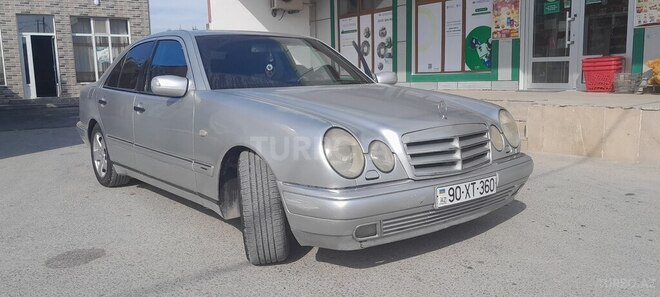 Mercedes E 240 1998, 558,596 km - 2.4 l - Bakı