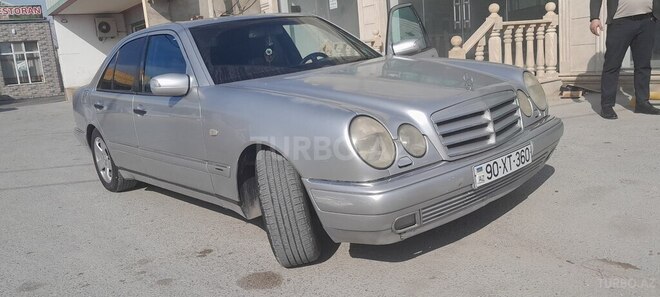 Mercedes E 240 1998, 558,596 km - 2.4 l - Bakı