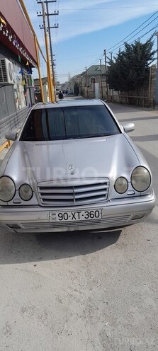 Mercedes E 240 1998, 558,596 km - 2.4 l - Bakı