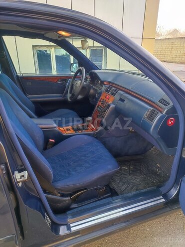 Mercedes E 200 1997, 350,000 km - 2.0 l - Ağcabədi