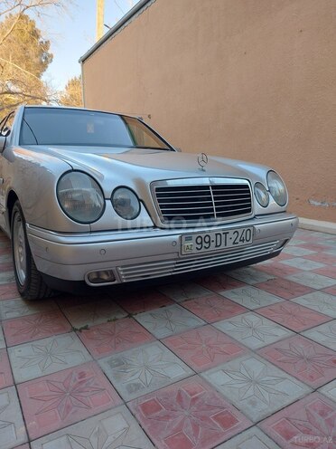 Mercedes E 240 1998, 325,678 km - 2.4 l - Sumqayıt