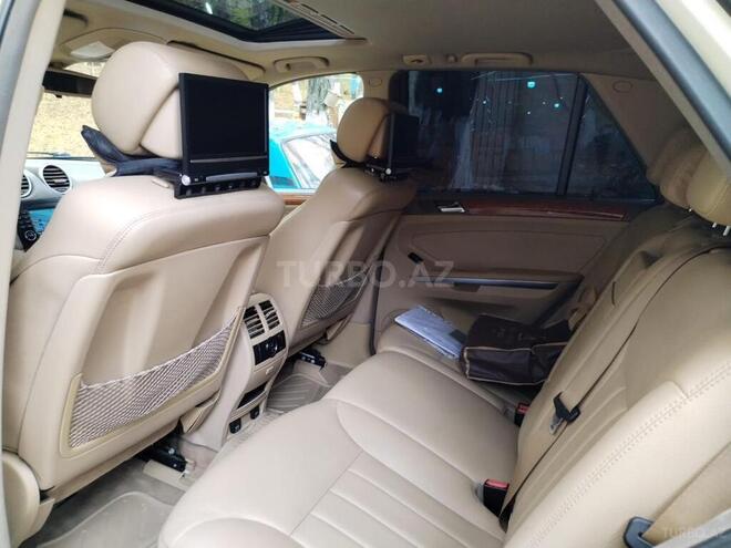 Mercedes ML 350 2005, 300,000 km - 3.5 l - Quba