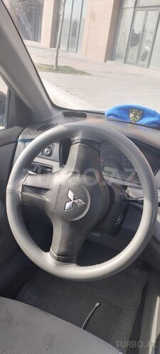 Mitsubishi Lancer 2006, 352,000 km - 1.3 l - Bakı