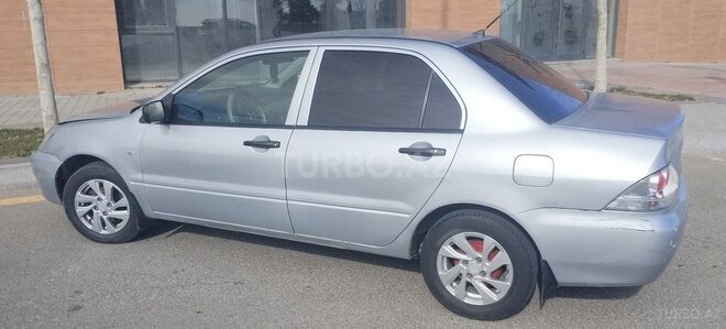 Mitsubishi Lancer 2006, 352,000 km - 1.3 l - Bakı