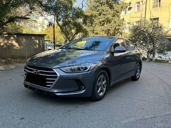 Hyundai Elantra 2015, 215,000 km - 1.6 л - Bakı
