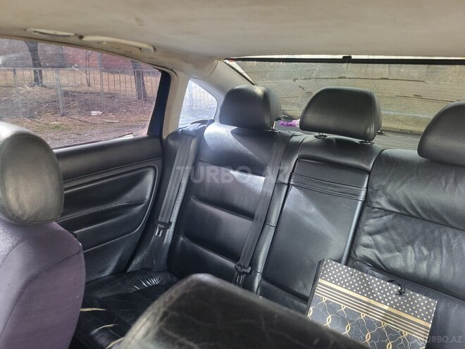 Volkswagen Passat 2000, 376,000 km - 1.8 l - Zaqatala