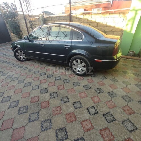 Volkswagen Passat 2004, 330,000 km - 1.8 l - Sumqayıt