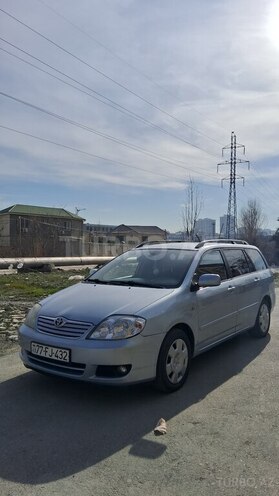 Toyota Corolla 2004, 243,000 km - 1.4 l - Bakı