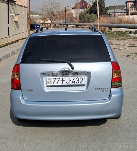 Toyota Corolla 2004, 243,000 km - 1.4 l - Bakı