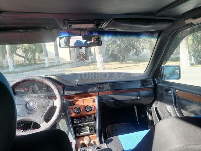 Mercedes E 200 1992, 652,871 km - 2.0 l - Bakı