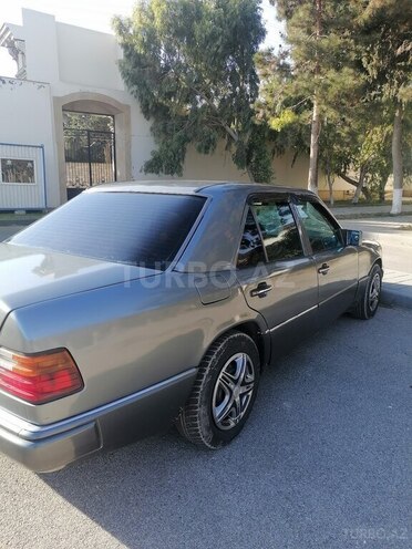 Mercedes E 200 1992, 652,871 km - 2.0 l - Bakı
