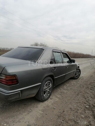 Mercedes E 200 1992, 652,871 km - 2.0 l - Bakı