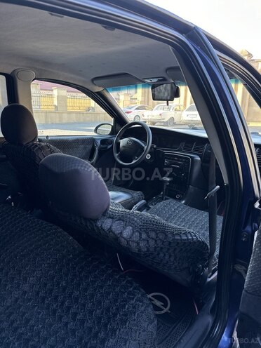 Opel Vectra 1997, 368,000 km - 1.6 l - Bakı