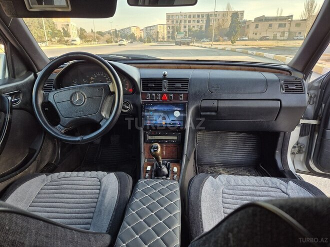 Mercedes C 220 1999, 345,000 km - 2.2 л - Sumqayıt
