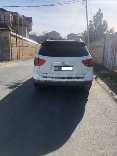 Hyundai Veracruz 2008, 275,000 km - 3.8 l - Quba