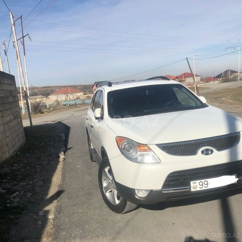 Hyundai Veracruz 2008, 275,000 km - 3.8 l - Quba