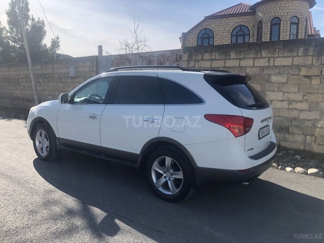 Hyundai Veracruz 2008, 275,000 km - 3.8 l - Quba
