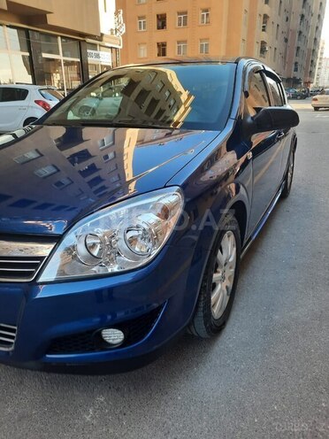 Opel Astra 2009, 178,000 km - 1.4 l - Bakı