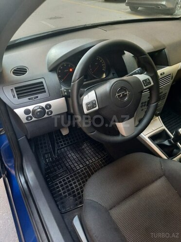 Opel Astra 2009, 178,000 km - 1.4 l - Bakı