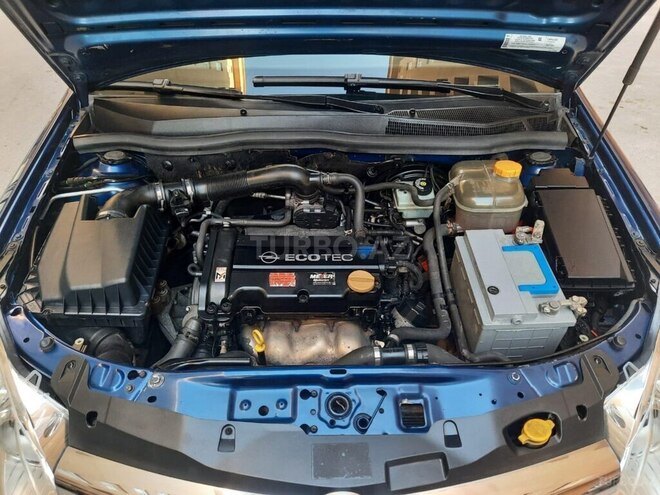 Opel Astra 2009, 178,000 km - 1.4 l - Bakı