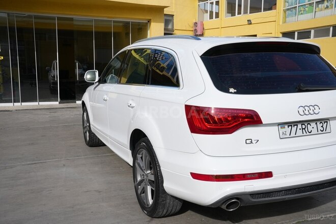 Audi Q7 2010, 179,000 km - 3.0 l - Bakı