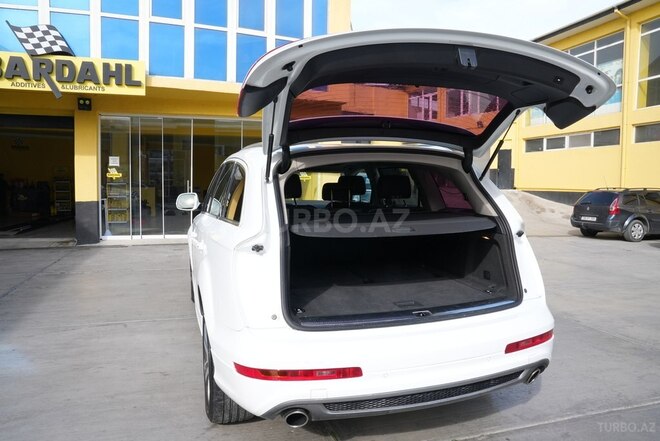 Audi Q7 2010, 179,000 km - 3.0 l - Bakı