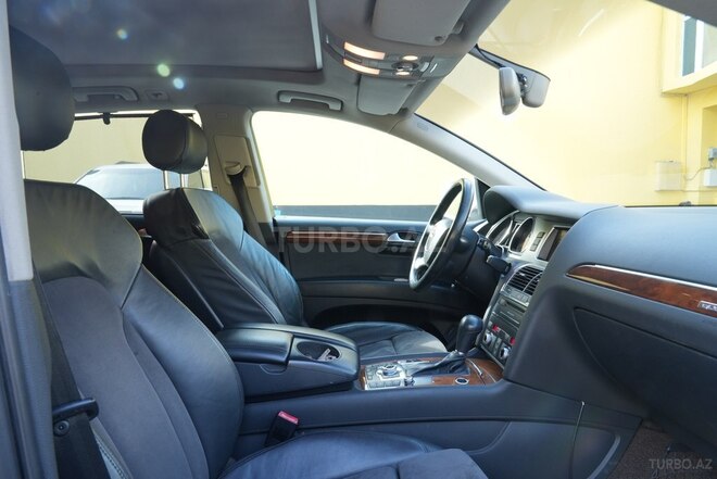 Audi Q7 2010, 179,000 km - 3.0 l - Bakı