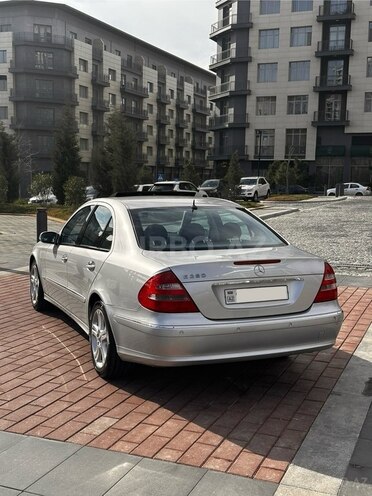Mercedes E 280 2006, 299,000 km - 3.0 l - Bakı