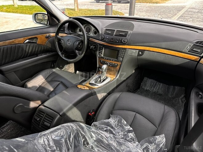 Mercedes E 280 2006, 299,000 km - 3.0 l - Bakı